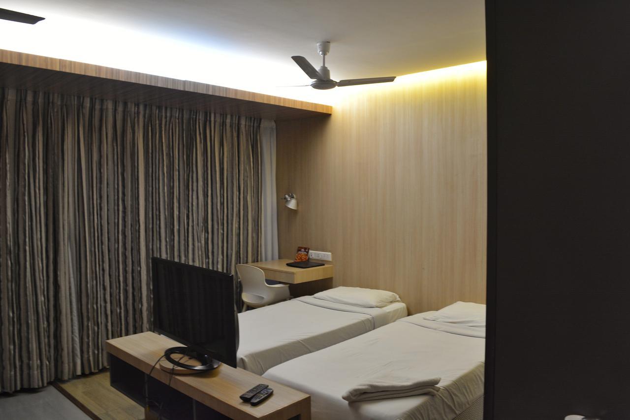 Satkar Paradise Aparthotel Manipal Eksteriør bilde